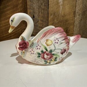 Vintage Floral Swan Hand Painted Trinket Holder Dish Made In Japan  5.5 “ X 4.5”